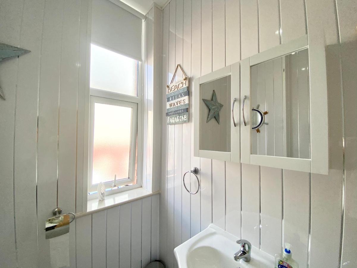 Princess Theatre View By Service Appartement Blackpool
